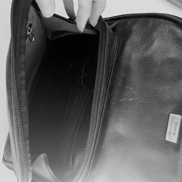 BACKPACK LEATHER Stone Mountain Lots Storage Very Soft  display picture 2